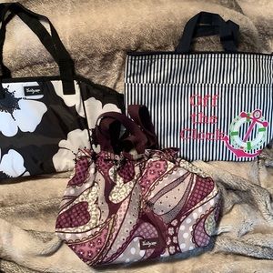 Bundle of Thirty One insulated lunch bags.